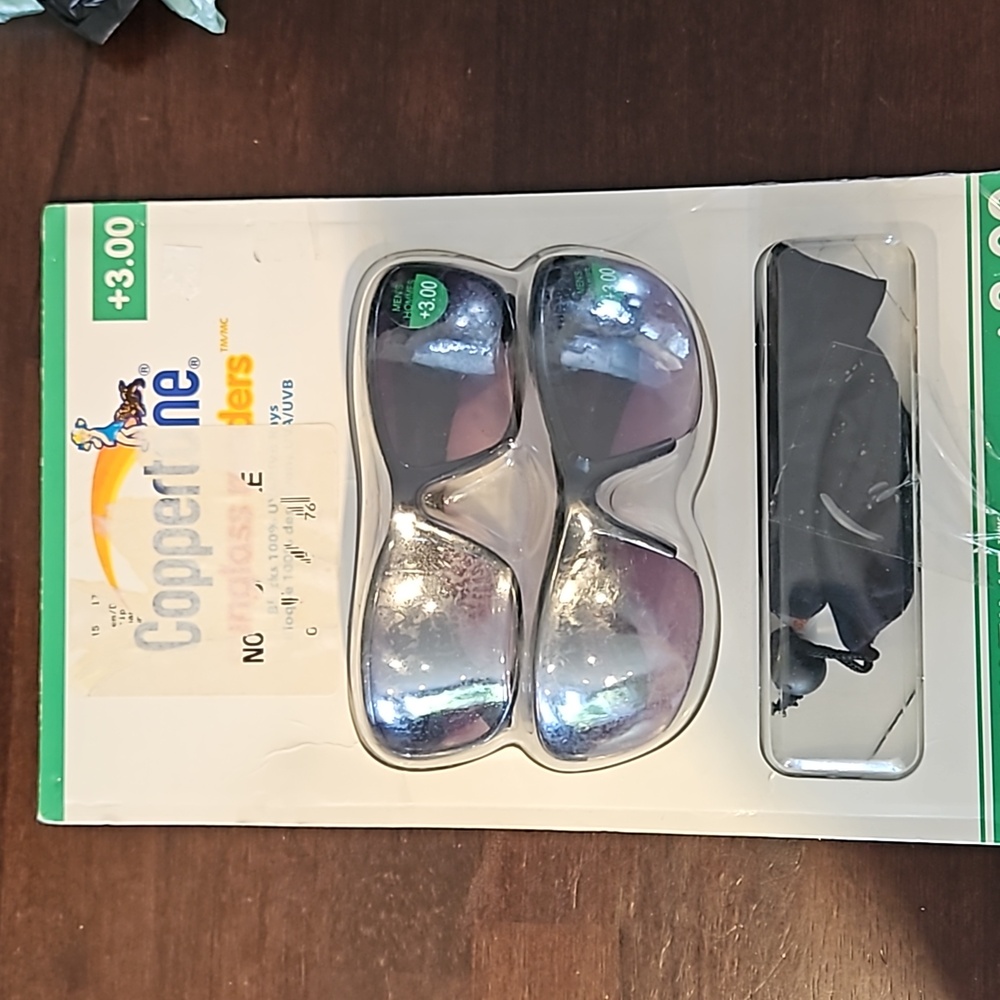 ✨️5/$30 Coppertone Men's sunglass readers open box 2 pairs